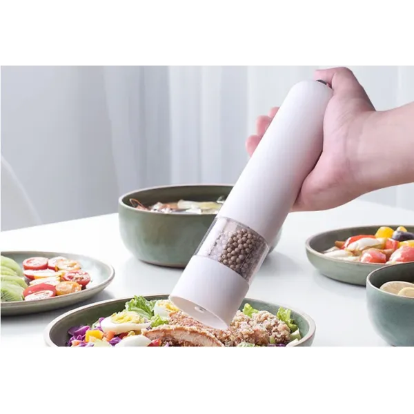 Автоматическая мельница для специй · Электрическая спецовница – измельчитель соли, перца на батарейках