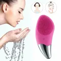 Электрическая силиконовая щетка Sonic Facial Brush Вибро - щеточка массажер для очищения кожи лица и тела