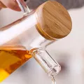 Глечик для олії 5908 • Глечик 5908 з носиком та дерев'яною кришкою для рослинної олії, ємність 900 мл для кухні