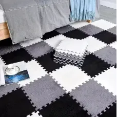 Коврик-пазл плюшевый 30×30 см для дома ∙ Мягкий игровой коврик для детей и взрослых