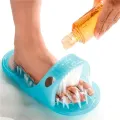 Массажный тапочек Easy Feet ∙ Щётка - массажер для ног с пемзой, на присосках