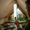 Надувной кемпинговый фонарь KL-D90 • Аккумуляторный LED-светильник для палатки с USB-C, магнитным креплением и IP66