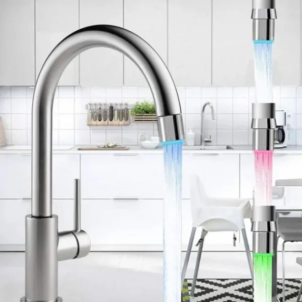 Насадка на кран смесителя с LED подсветкой воды ∙ Аэратор - экономитель воды Faucet light multi Led Water Glow