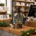 Новогодний фонарь-ночник XMAS WDL-24028D, 27,9 см • сезонный декор со снежной колбой, елкой внутри и LED-светом, питание USB или AA