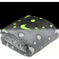 Плед светящийся в темноте Magic Blanket • Мягкое одеяло 100×150 см со светящимся рисунком для детей, подростков и уютного отдыха