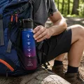 Бутылка Spirit 26X-331 на 1 литр, сине-бордовый градиент • Спортивная питьевая бутылка с герметичной крышкой, ремешком для переноски, шкалой объема и маркировкой BPA Free