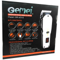 Профессиональная аккумуляторная машинка для стрижки волос,обладает низким уровнем шума.Gemei GM-6018 D1031CG21