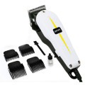Аккумуляторная машинка для стрижки волос,из нержавеющей стали,4 сьемных насадки. Gemei GM-1017 D1021 CG21 PR3