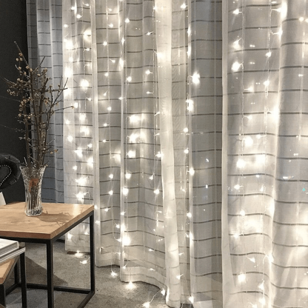 Гирлянда штора на окно 212 LED 3х2м Холодный белый цвет свечения, с коннектором
