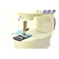 Швейная мини машинка Mini Sewing Machine SM-202A 4 в 1 портативная домашняя машинка для шитья, от сети / батареек / педали