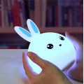 Детский светильник – ночник Зайчик LED Rabbit Soft Touch силиконовый со встроенным аккумулятором ∙ 7 режимов свечения