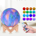 Настольный сенсорный светильник – ночник Луна Magic 3D RGB Moon Light с пультом