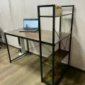 Робочий стіл з 4-ярусними полицями 120×60 см коричневий з чорним каркасом • Письмовий комп’ютерний стіл для навчання, роботи та домашнього офісу коричневий з чорним каркасом