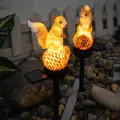 Садовый фонарь на солнечной батарее Белка на шишке • Декоративный уличный светильник для сада, газона, клумбы и дорожек