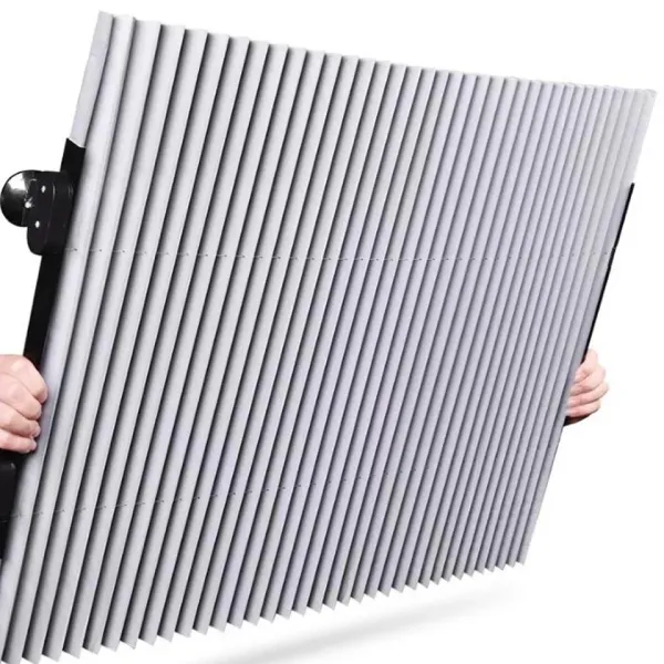 Шторка солнцезащитная раздвижная на лобовое стекло в авто 65х170см / Жалюзи автомобильные