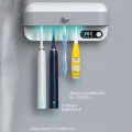 Держатель зубных щёток Toothbrush disinfection rack с ультрафиолетовый стерилизацией