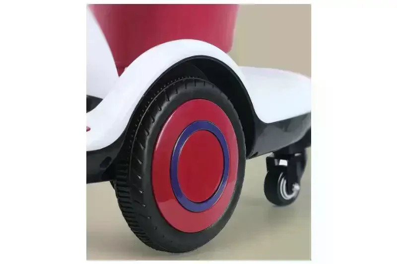 Дитячий електромобіль GO KART F1 з пультом і Bluetooth 390 Вт білий — фото 4