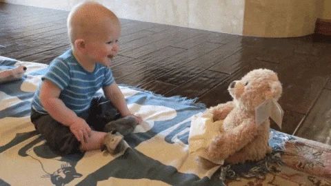 Дитяча інтерактивна іграшка Ведмедик Пікабу Peekaboo Bear Brown, 30 см