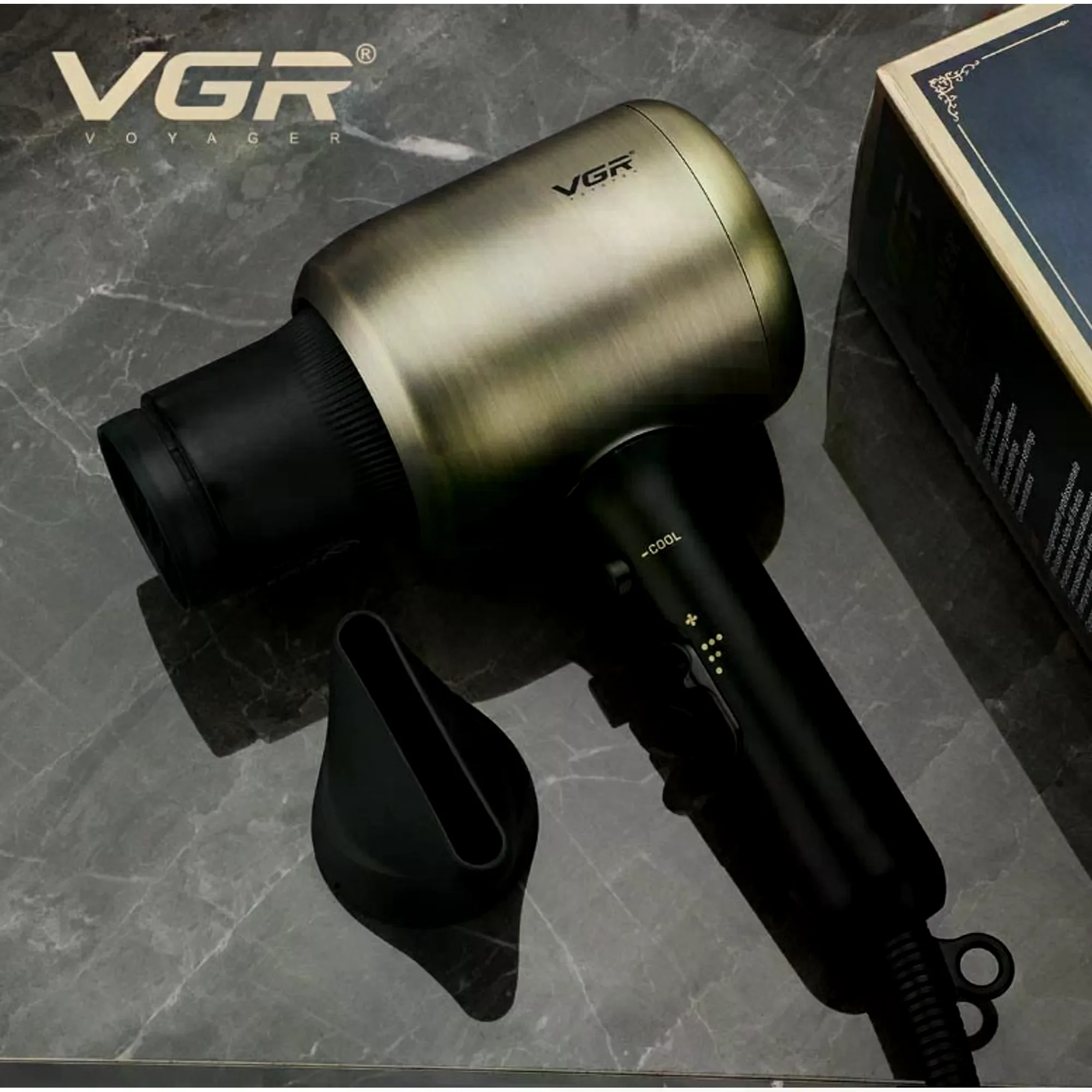 Фен VGR V-453 • Професійний фен для волосся VGR V-453 2200 Вт з холодним обдувом, регулюванням температури та концентратором