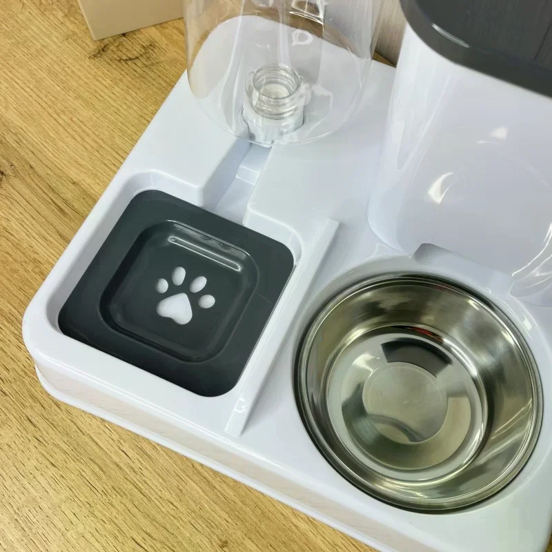 Годівниця з поїлкою Pet Automatic 2 в 1 біла • Автоматична гравітаційна годівниця Pet Automatic для котів і собак із подаванням сухого корму та води без електрики