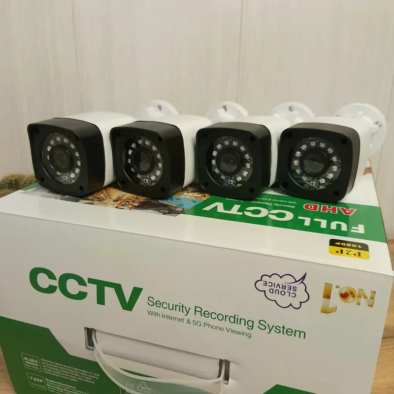Набір камер відеоспостереження DVR білий • Комплект Full CCTV AHD 1080P з реєстратором для дому, офісу, складу, магазину та ділянки