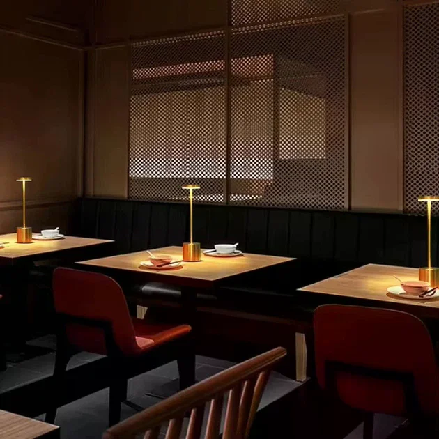 Настільна лампа Type-C акумуляторна з сенсорним вимикачем AND 5771 чорна і біла • Бездротова LED-лампа для дому, навчання і робочого столу • Сенсорний світильник на акумуляторі