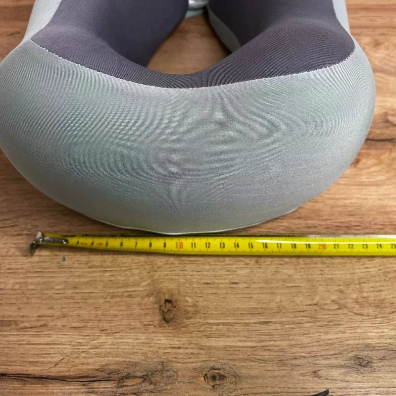 Подушка для шиї U-подібна Memory Foam 28×26×12 см • Дорожня подушка з ефектом пам’яті для сну, відпочинку, поїздок, літака, авто та офісу