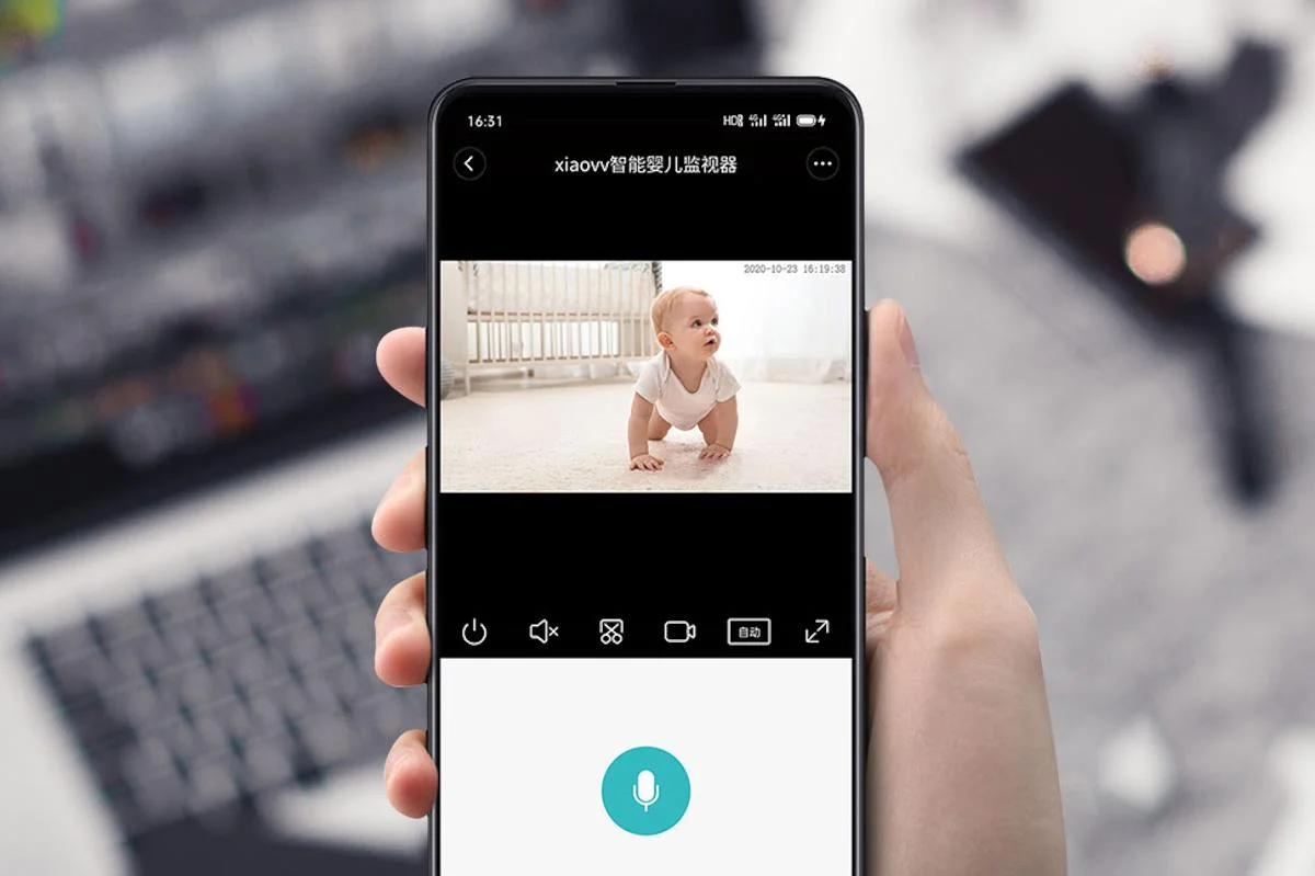 Умная видеоняня SMART WIFI C1 Камера видеонаблюдения в детскую с датчиком движения ∙ Двухсторонняя голосовая связь ∙ Обзор 150°
